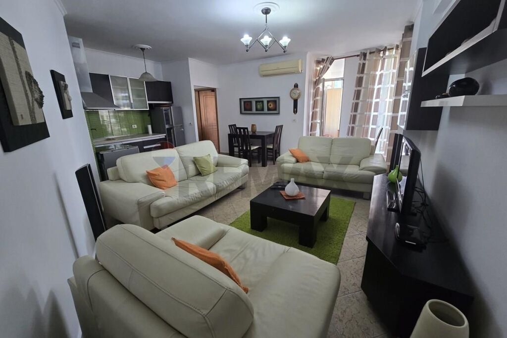 Appartamento - In Affitto - Via delle Barricate, Tirana(ID: 530411001-1371)