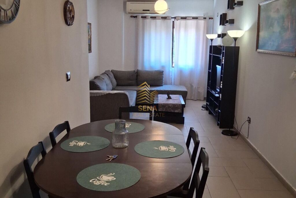 Qira, Apartament 2+1+blk, Myslym Shyri, 650 Euro/muaj