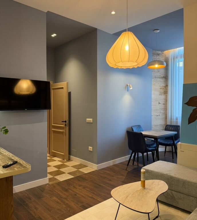 📌JEPET ME QIRA APARTAMENT 1+1 – 9 KATESHET