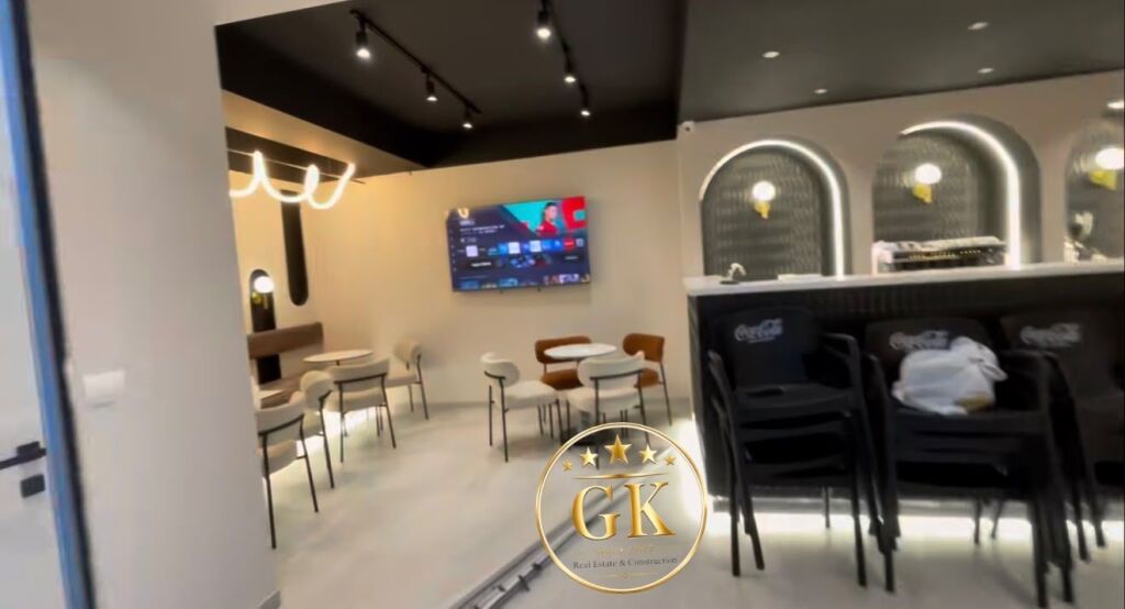 FOR SALE COFFEE BAR BUSINESS AND CHILDREN'S ENTERTAINMENT TOYS TOTALLY INVESTED