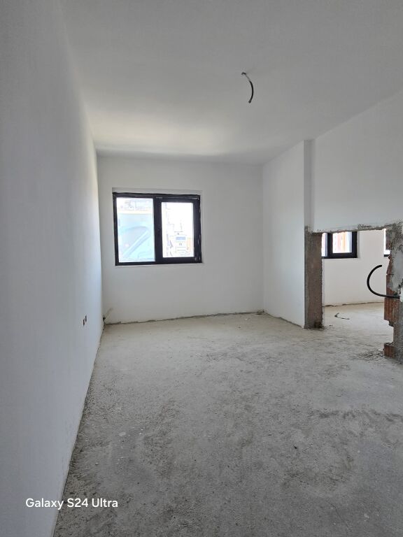 📍 Corner Residence – Bulevardi Gjergj Fishta, Tiranë