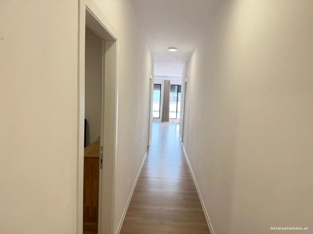 Apartament me Qera 2+1+2 Ne Porcelan prane UET (ID B2201011) Tirane.
