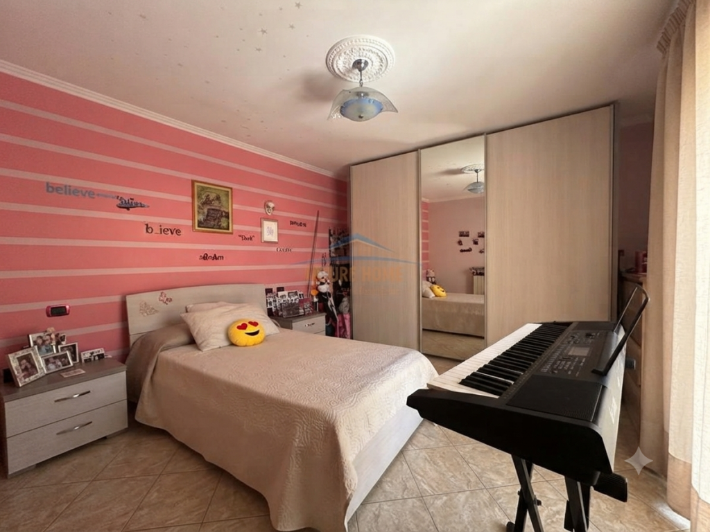 For sale, Apartment 3+1+2+Veranda, Ali Demi, Tirana
