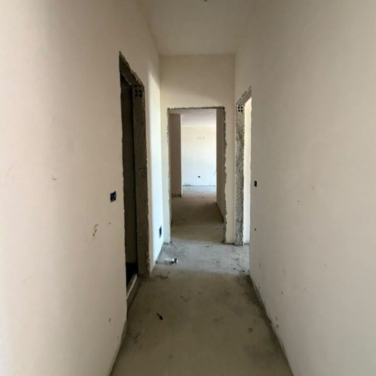 🚨‼️ OKAZION – VETËM 1,650 €/m²! ‼️🚨  🏡✨ SHITET APARTAMENT 3+1+2 ME 2 BALLKONE – RIVERSIDE RESIDENCE ✨🏡