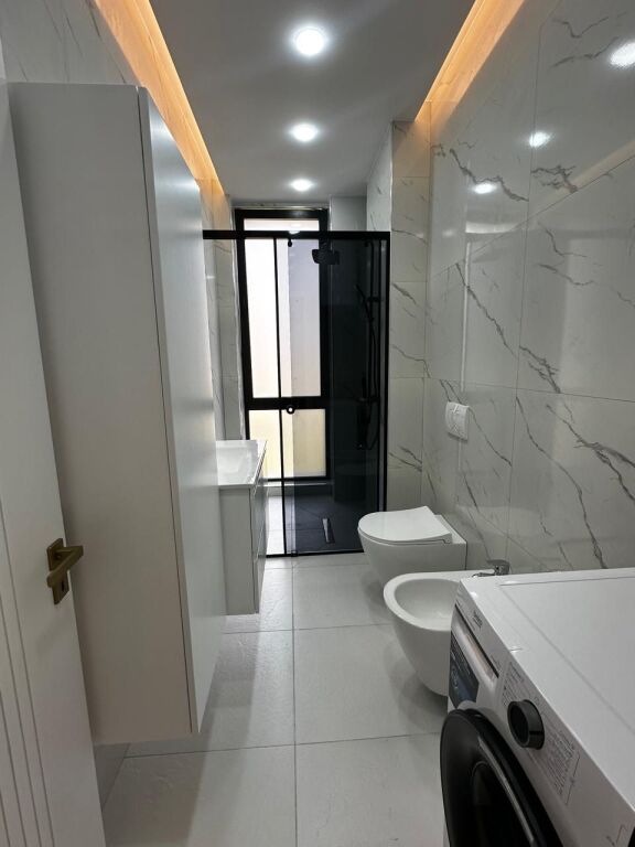 Apartament me qira 1+1 tek Bulevardi i Ri