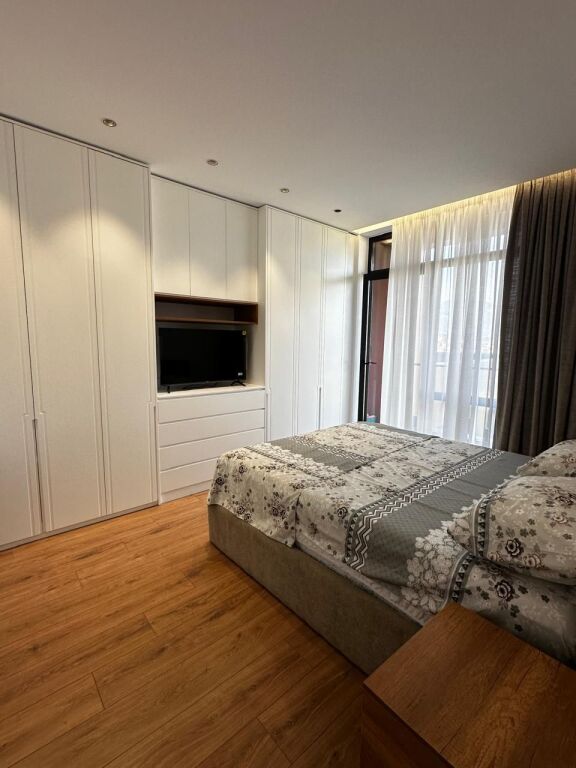 Apartament me qira 1+1 tek Bulevardi i Ri