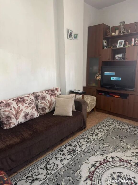 Apartament Per Shitje 2+1 Tek 5 Maji (ID B120882) Tirane