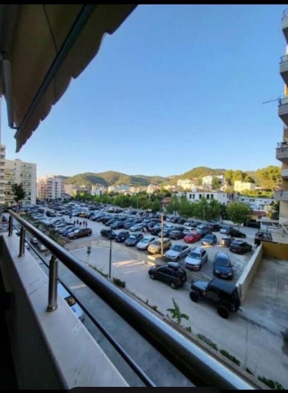 Monolocale in affitto a lungo termine lungomare Vlore