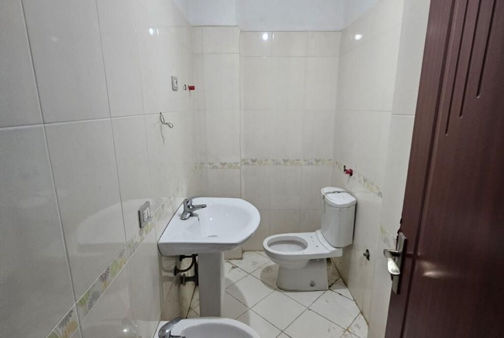 Ne Astir Shitet Apartament 2+1+2 Me Planimetri Perfekte