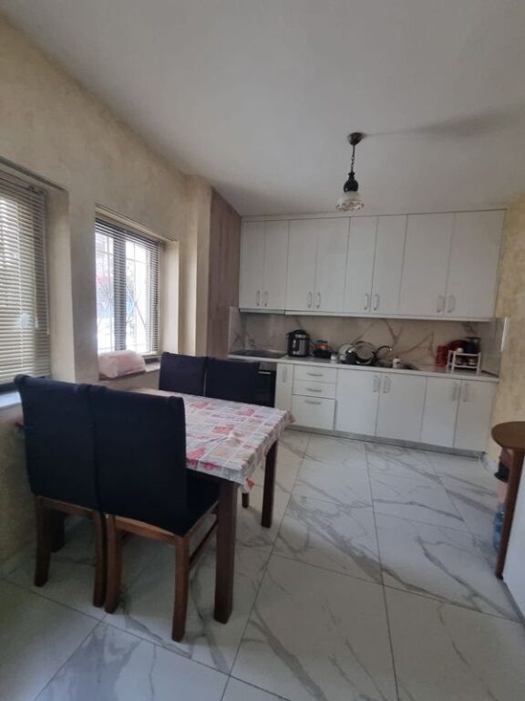 Apartament 2+1 për shitje, Lezhë
