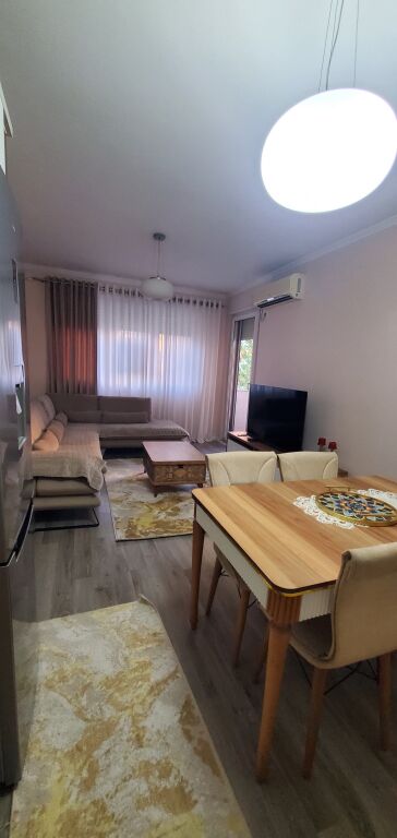 Apartament per qera 2+1