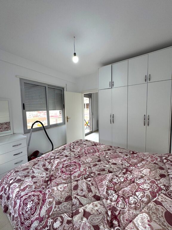🌊 APARTAMENT MODERN ME QERA DITORE – PLAZH, DURRËS | PRANË HOTEL PALACE &amp; ROYAL G