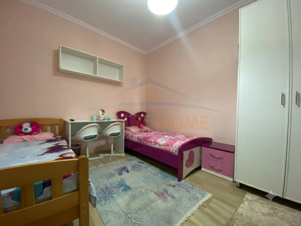 Qera, Apartament 2+1, Ish Tregu Elektrik, Tiranë.