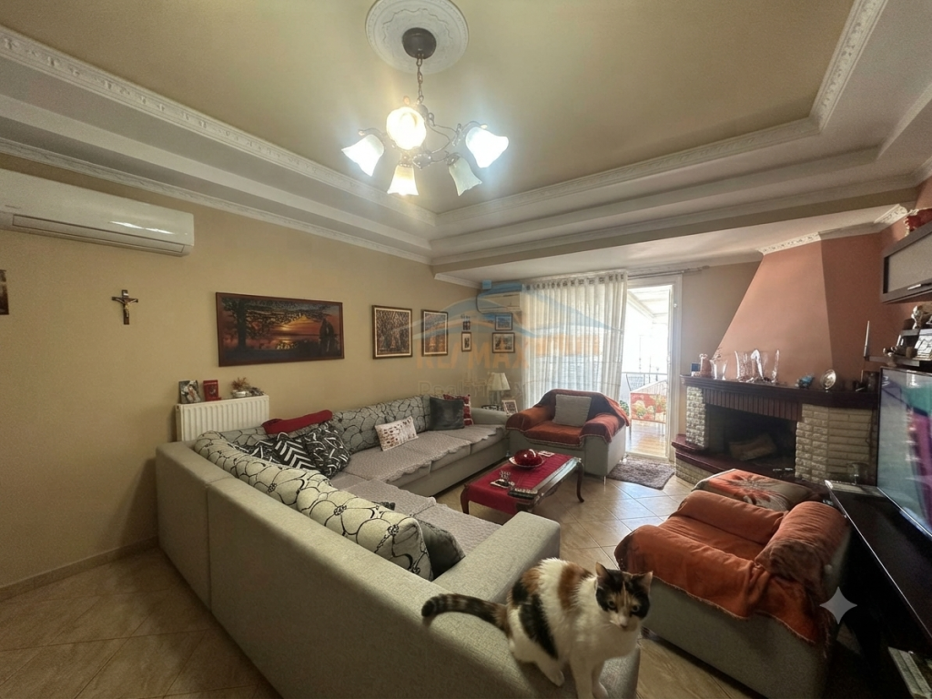 For sale, Apartment 3+1+2+Veranda, Ali Demi, Tirana