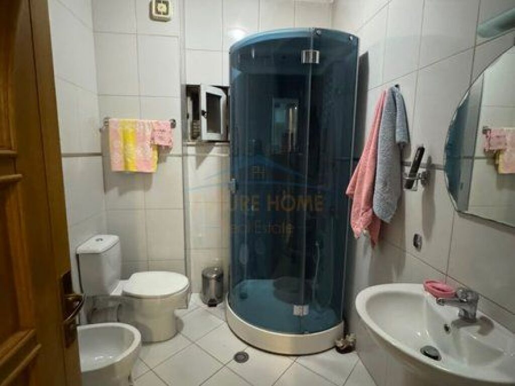 Shitet, Apartament 2+1, Ish-Nisharaku, Bulevardi Gjergj Fishta