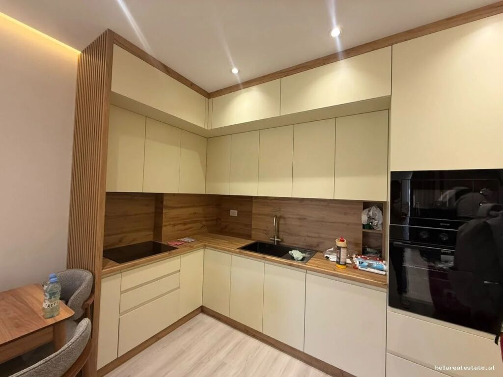 Apartament me qera 1+1 tek Zogu i Zi (ID B2101803) Tirane