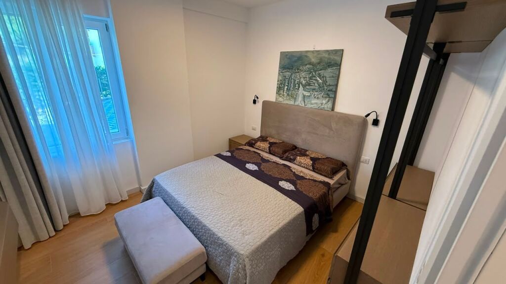 Shitet apartament Elitar 1+1 në Tushemisht, Pogradec