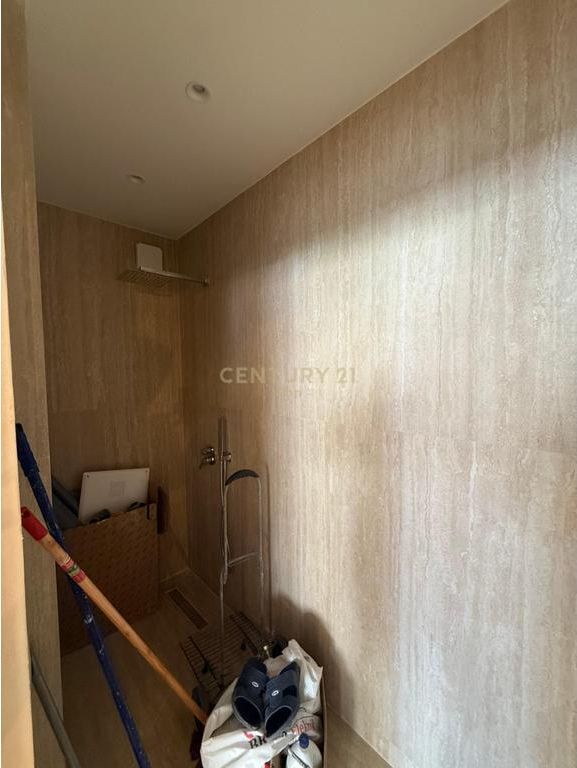 Locale Commerciale in Affitto – Opportunità Ideale vicino a " Grand Blue Fafa " - 25.000 € / Anno !