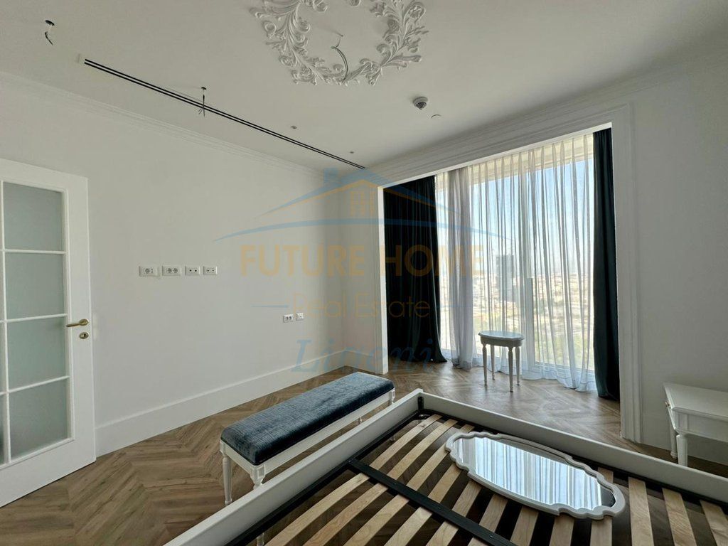 For sale, Apartment 2+1+2, Elbasan Street, DownTown One.