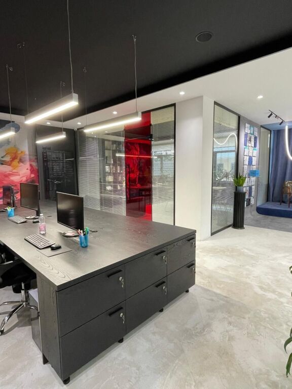 Business Premises for Sale at the Dry Lake