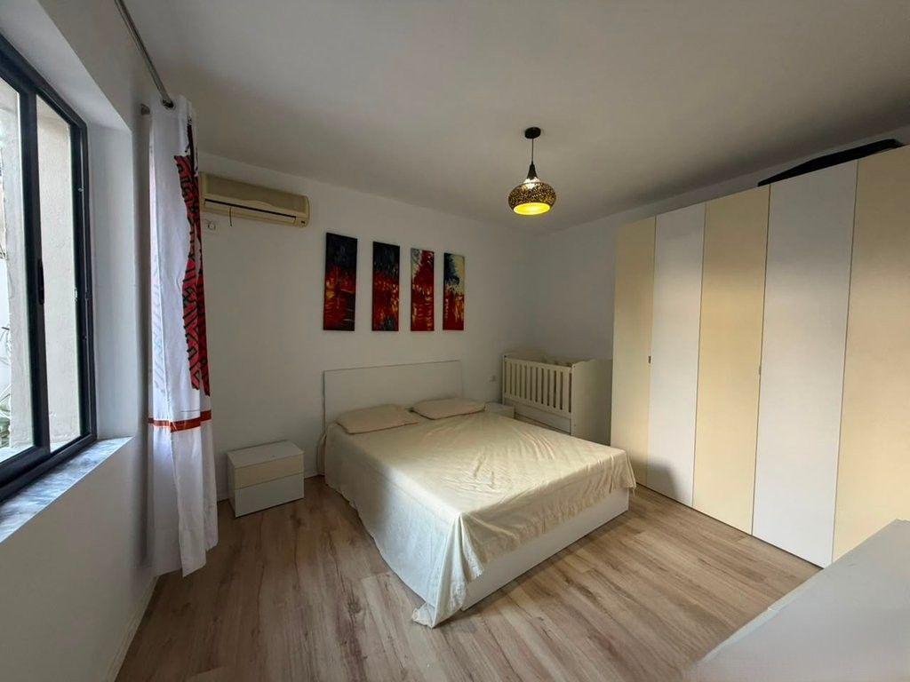 Apartament 1+1+post Parkimi Me Qira në Rruga e Dibrës, 450 € /Muaj