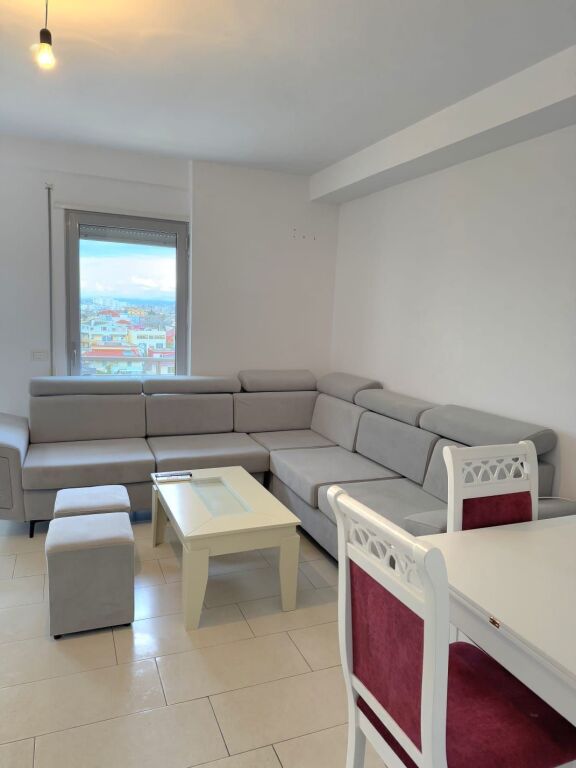 🌊 APARTAMENT MODERN ME QERA DITORE – PLAZH, DURRËS | PRANË HOTEL PALACE &amp; ROYAL G