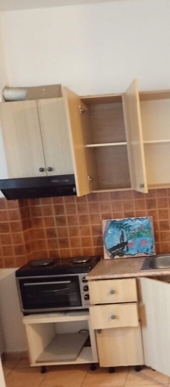 STUDIO APARTMENT 20000 LEKE. LOUNGE ROOM 5 MAY