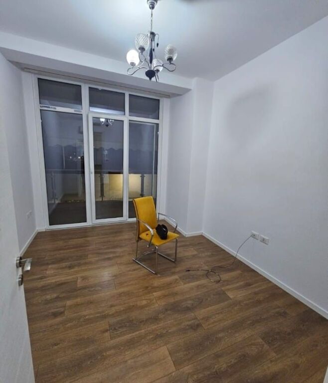 📌 LOCALE UFFICIO IN AFFITTO 3+1 – Kika 2