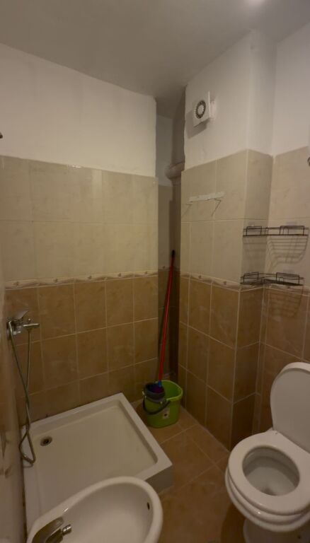 Rent | Apartament 1 + 1 | Xhamlliku | 450 €/month