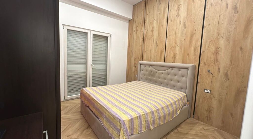 Jepet me qira apartament 1+1 në Ali Dem!