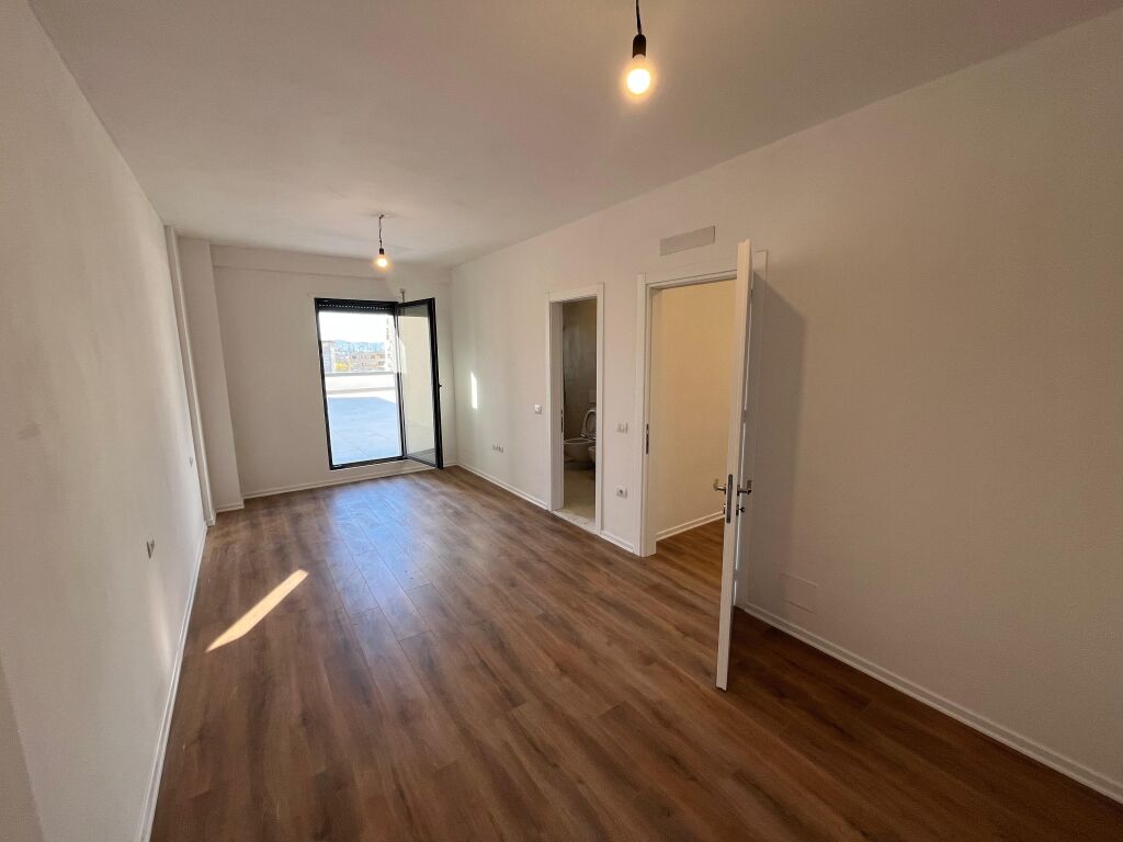 Appartamento 2+1+2 in affitto Residenza Erli Porcellana !