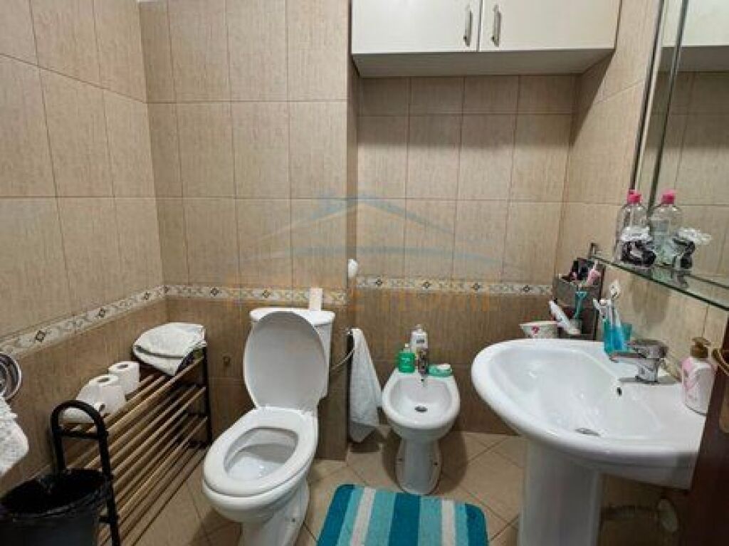 For sale, Apartment 3+1+2+2 Parking Spaces, Building with Arrow