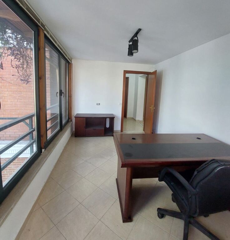 📌LOCALE PER UFFICI IN AFFITTO–VICINO ALLA PRESIDENZA