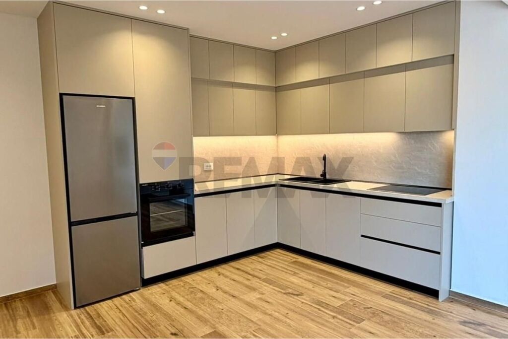 APARTAMENT 2+1 + PARKIM PER QIRA R.KODRA DIELLIT 2