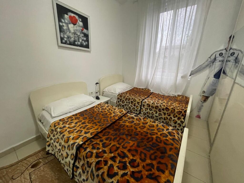 Bllok/Kafe Roma, Shitet apartament 1+1 me Hipoteke.
