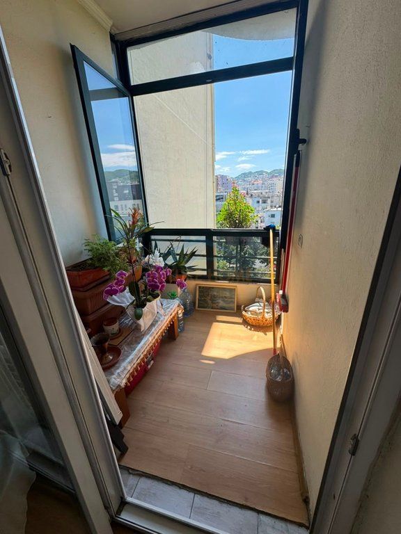 Shitet, Apartament 2+1, Ish-Nisharaku, Bulevardi Gjergj Fishta..