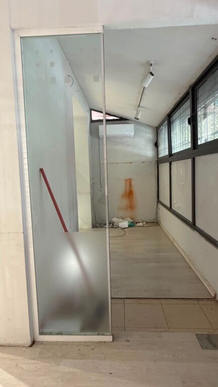 🏢 Locale commerciale in affitto 100 m² - Ex Blocco, Caffè "Roma"