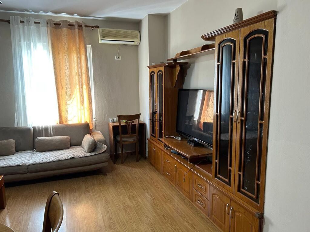 APPARTAMENTO IN AFFITTO 2+1 VIA ELBASAN 60.000 LEKE FH-82625