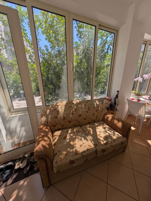 🏡 VILLA DI 3 PIANI IN AFFITTO – VICINO ALLA SCUOLA "2 GJELAT"