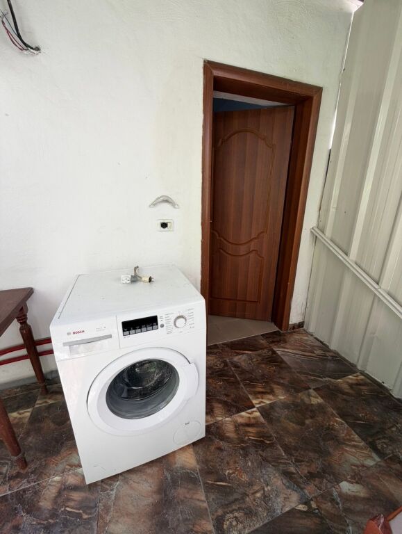 Qera | Garsoniere | Mine Peza | 300 €/muaj