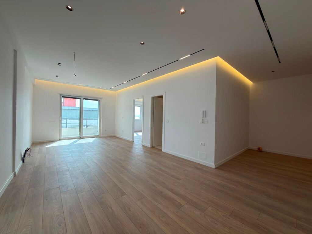 2 bedroom apartment for sale in Lungomare Vlore