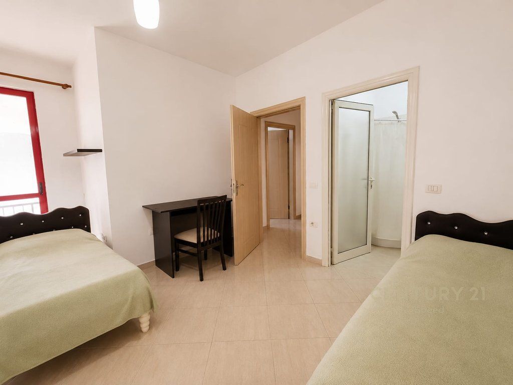 Apartament 3+1+2 për shitje në Don Bosko! 240,000 €