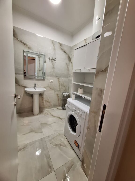 Jepet me qera super apartament 2+1+2+Post Parkimi në Yzberisht