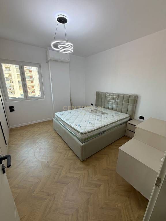 SHITET APARTAMENT 2+1 TEK TREGU ELEKTRIK 205,000 €
