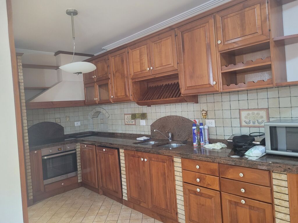 Super 3+1 apartment for rent at Lulishtja, Paris Commune