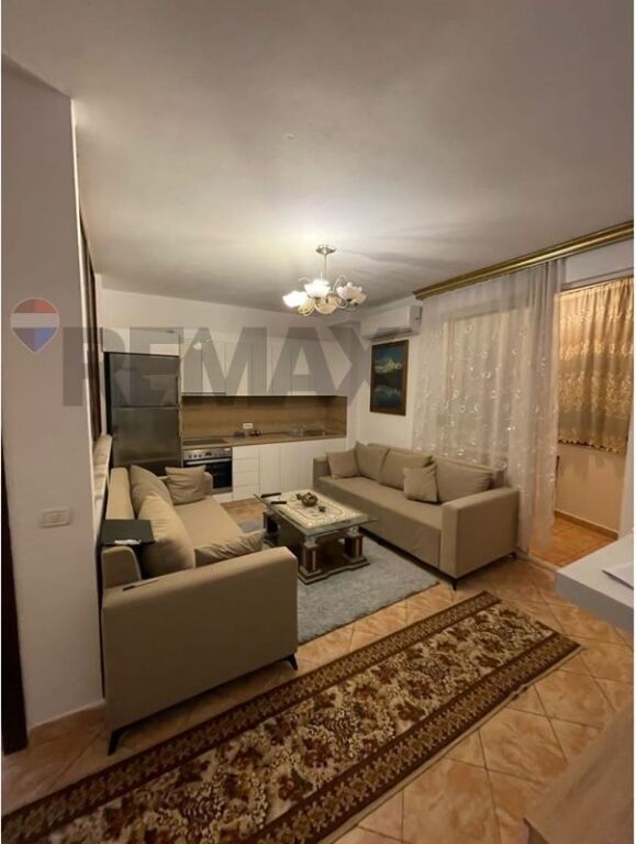 Apartament - Për Qira - Rruga Don Bosko, Tiranë