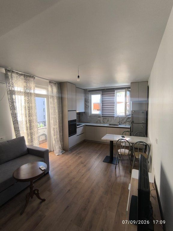 Qera Apartament 1+1, Stadiumi Dinamo, Tirane.