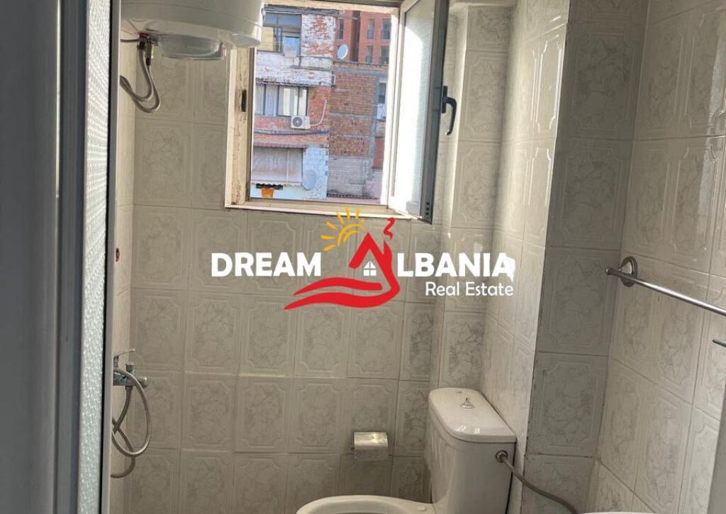 Affittasi appartamento 2+1 in Via Ferit Xhajko (42215622)
