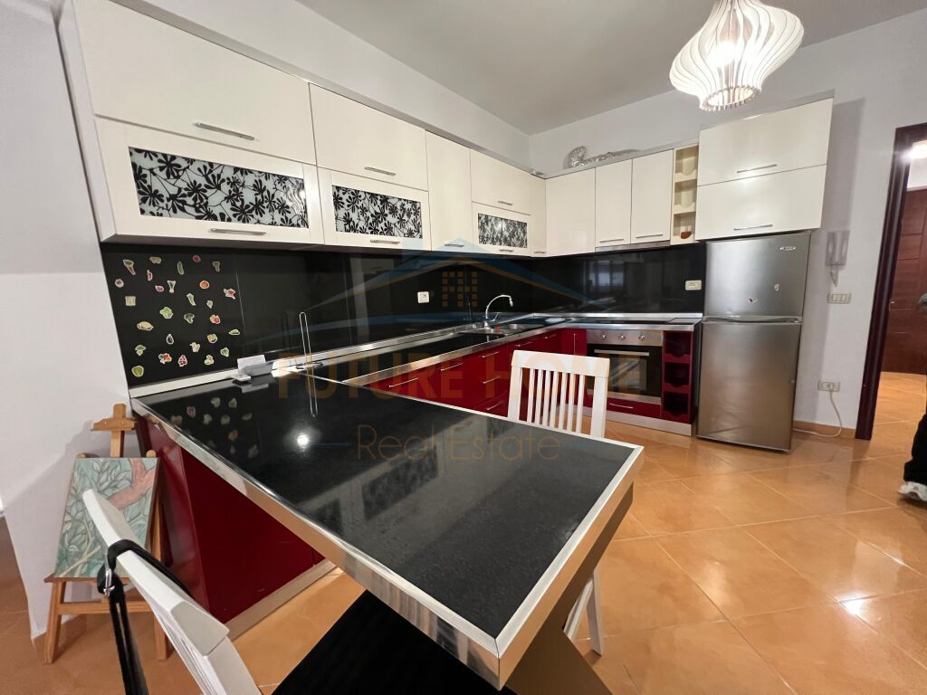 Qera, Apartament 2+1+2, Unaza e Re, Tiranë