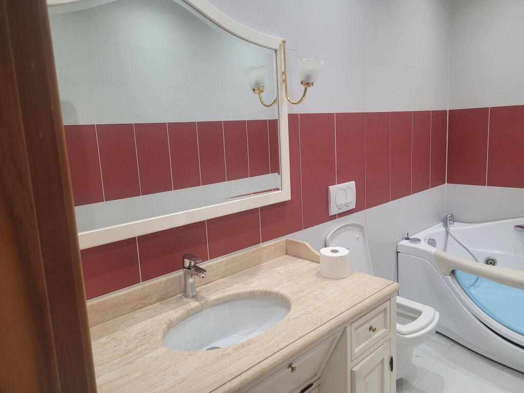 Super 3+1 apartment for rent at Lulishtja, Paris Commune